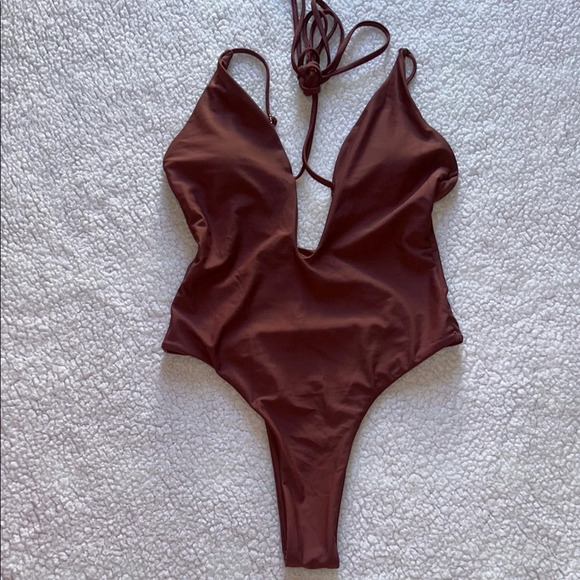 Chic Brown One Piece Swimsuit with Textured Fabric - Picture 3 of 7